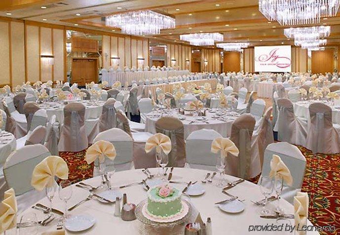 Hotel Delta By Marriott Mount Pleasant Racine