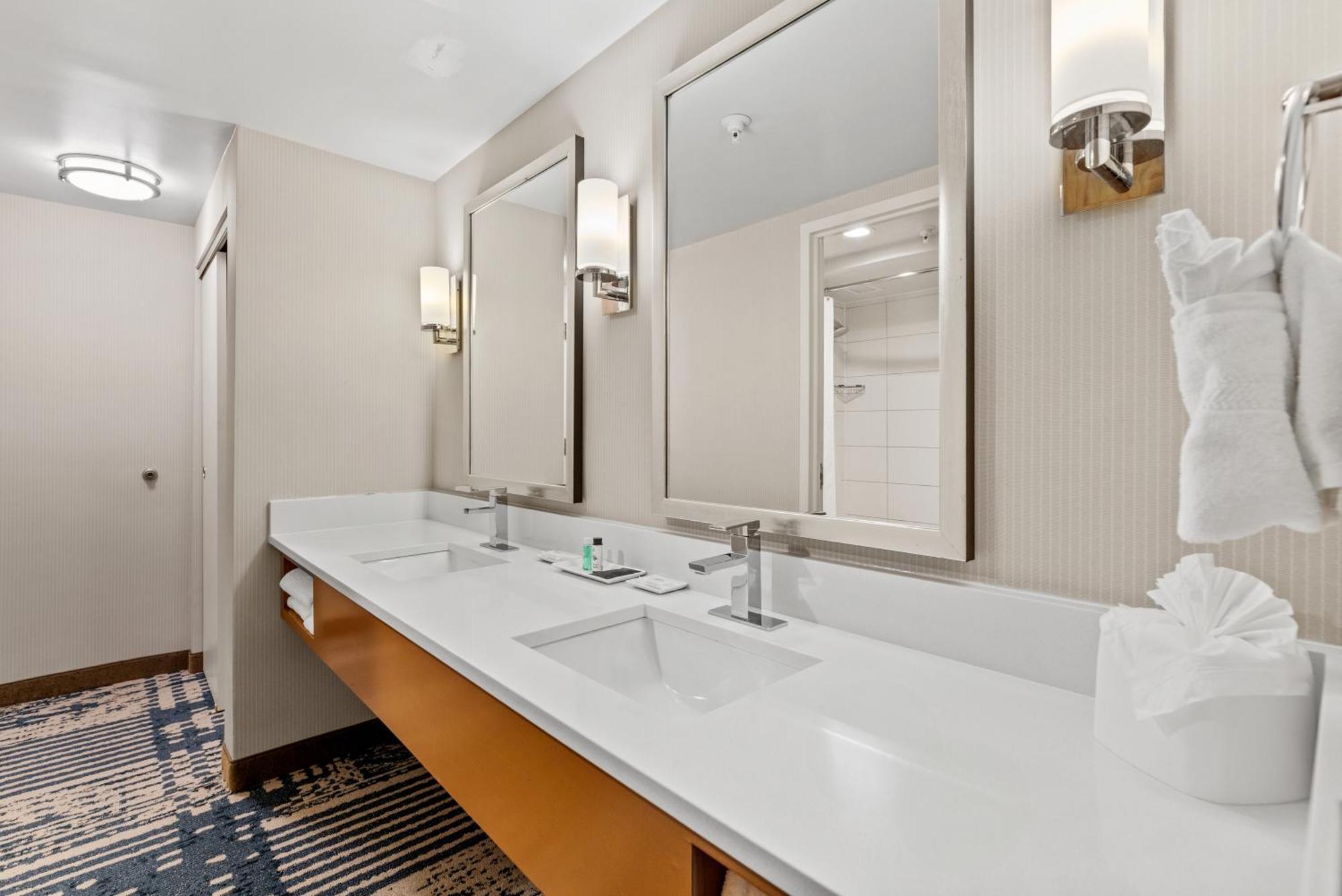 Delta By Marriott Mount Pleasant 3*
