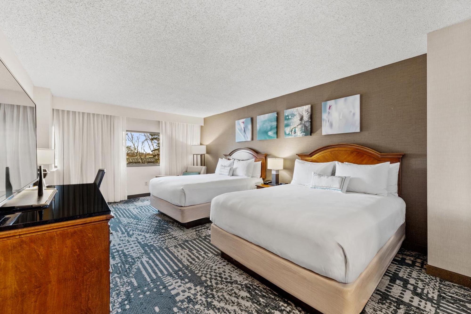 Delta By Marriott Mount Pleasant Hotel