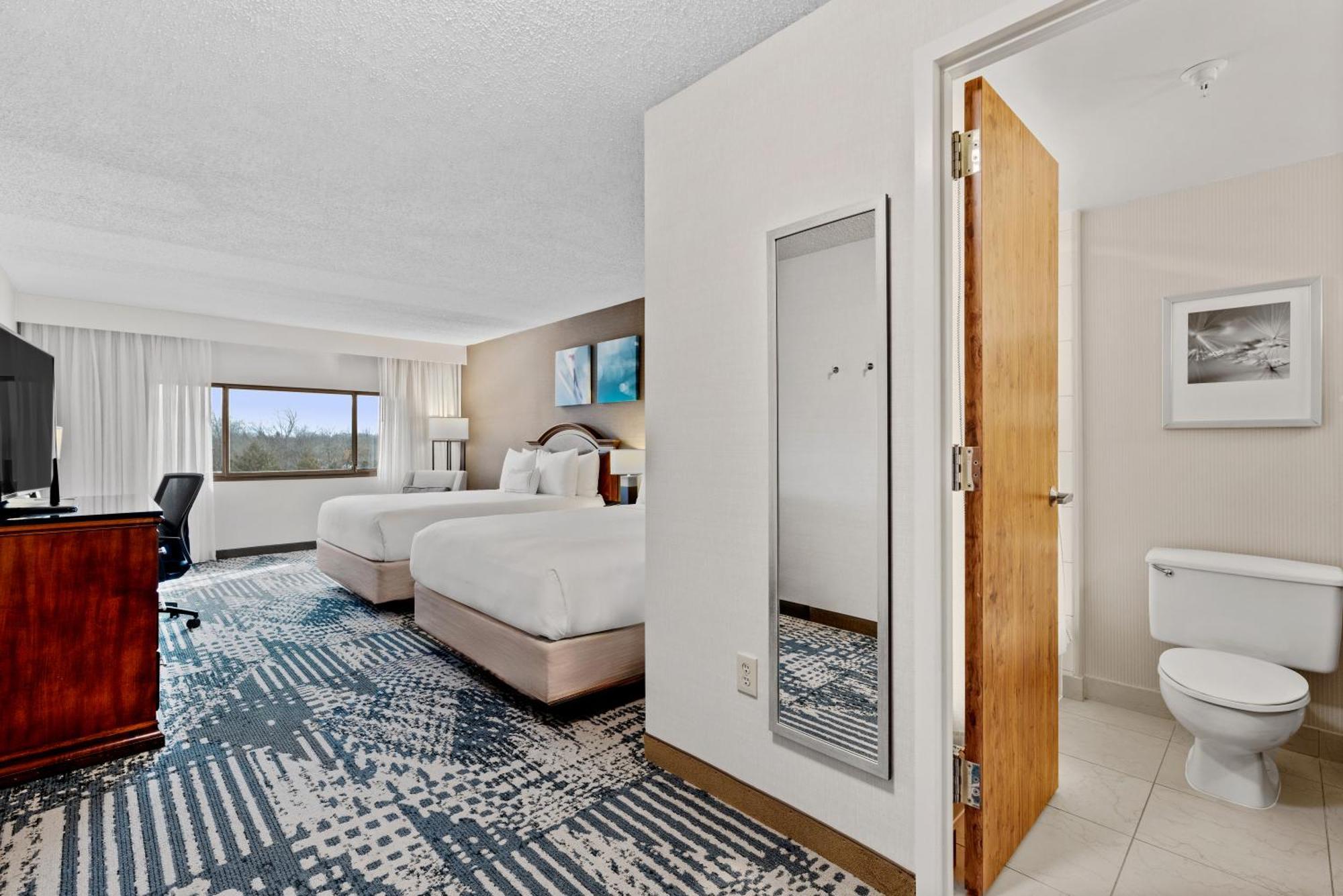 Hotel Delta By Marriott Mount Pleasant