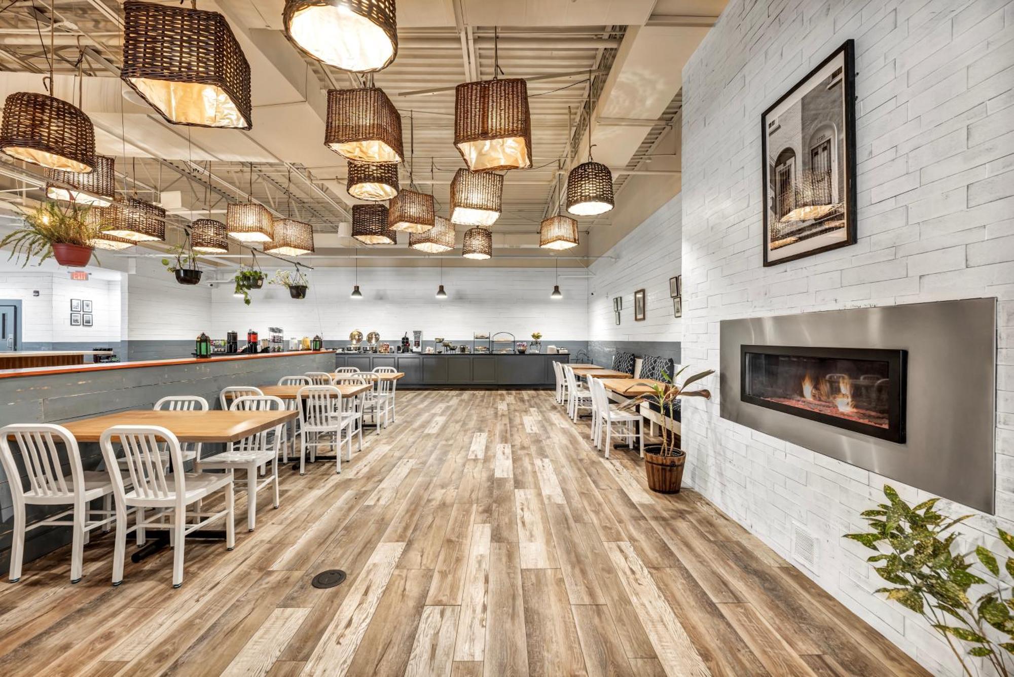 Hotel Delta By Marriott Mount Pleasant Racine