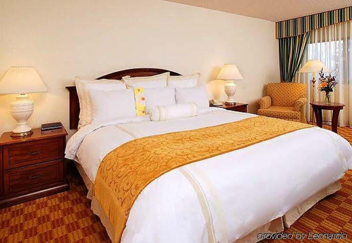 Delta By Marriott Mount Pleasant 3*